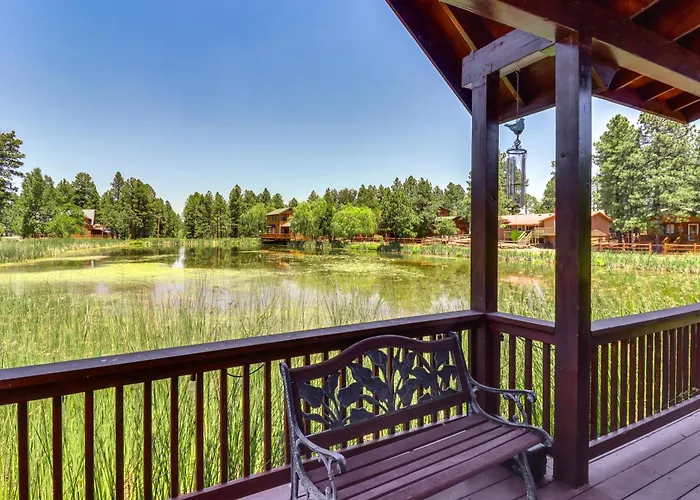 Holiday home Pond Access & Private Dock: Lakeside *