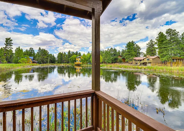 Holiday home Pond Access & Private Dock: Lakeside *